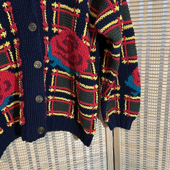 Vintage 1990s Black Chunky Knit Cardigan Square Large Floral Print Roses No Tags - Picture 7 of 16